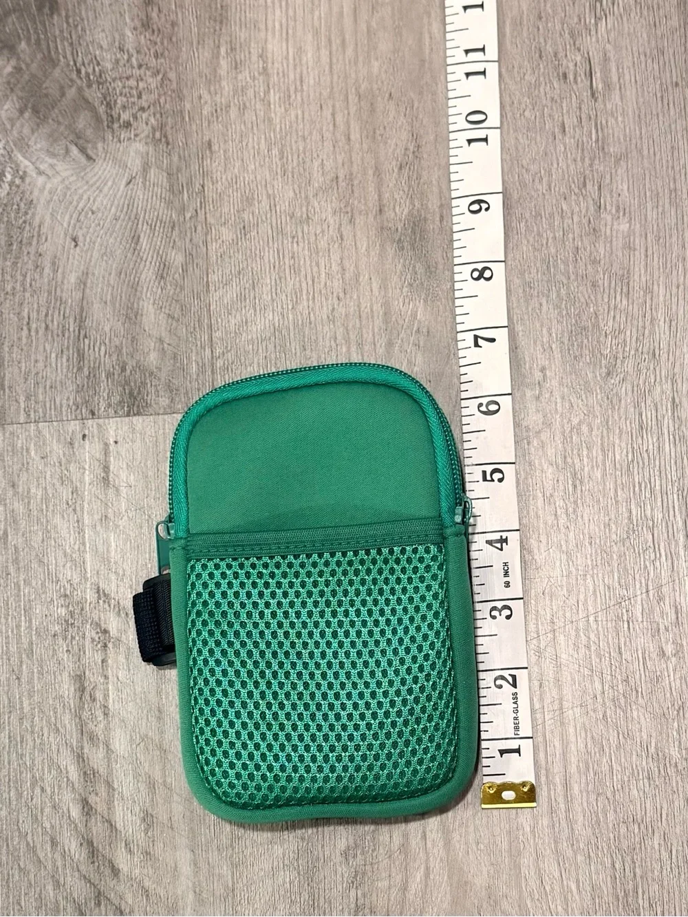 Green Portable Electronics Pouch - Compact Travel Case